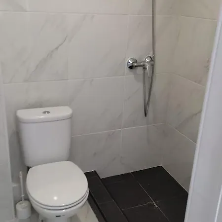 Atlantic Avenues Guest house *